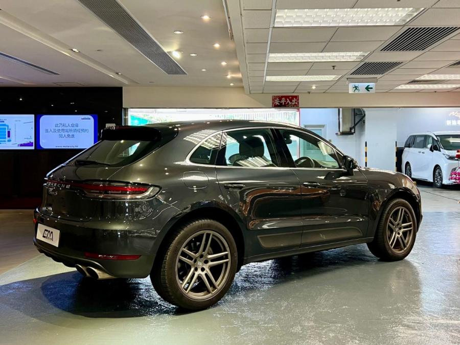 Macan S - Image 2